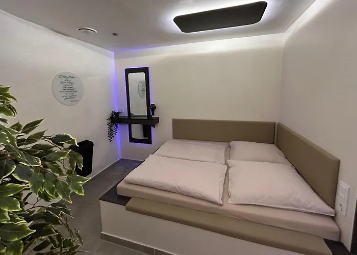 Lejlighedshotel Me And 3*